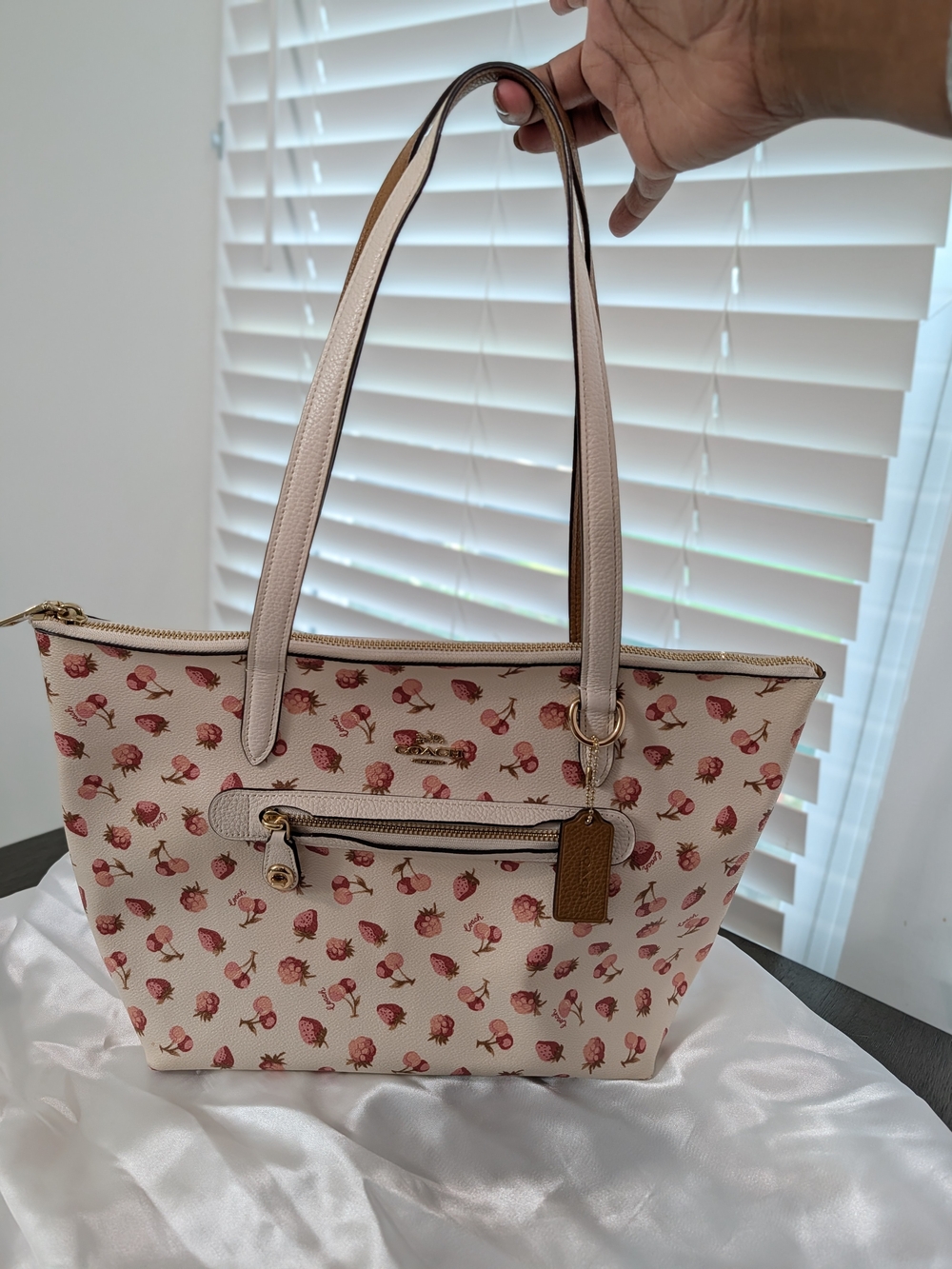 COACH Cream Strawberry Print Tote Bag - Picture 2 of 15